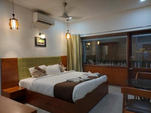 miras pmc lakeshore resort