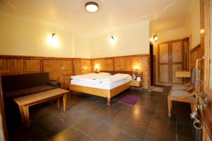 ashokas naini chalet pangot