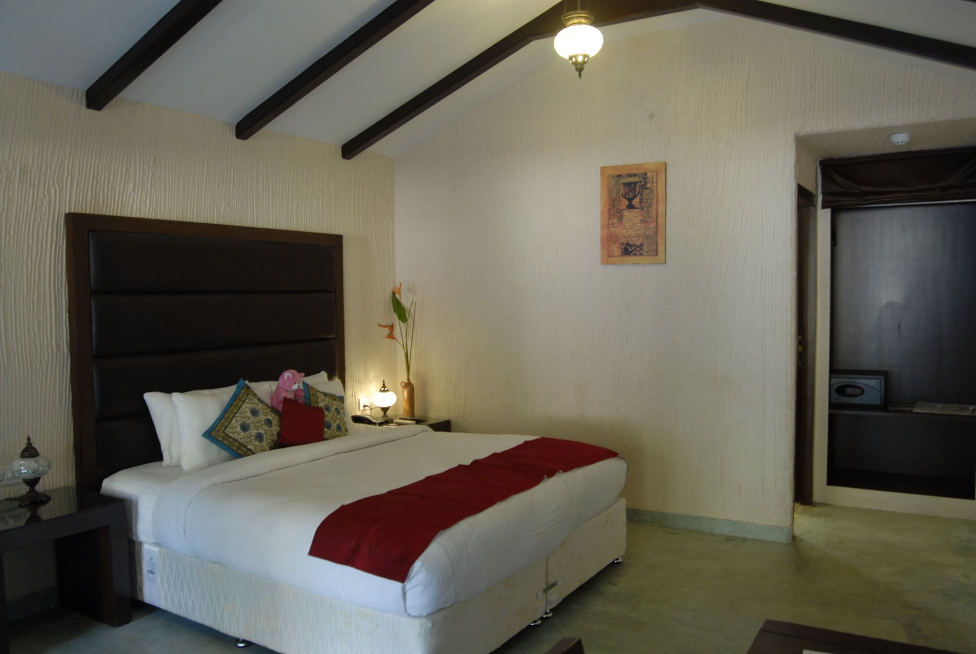 19 Belo Cabana,Gaura Vaddo, Bardez, Behind Kerkar Art Gallery, Calangute, Goa 403516,3 star