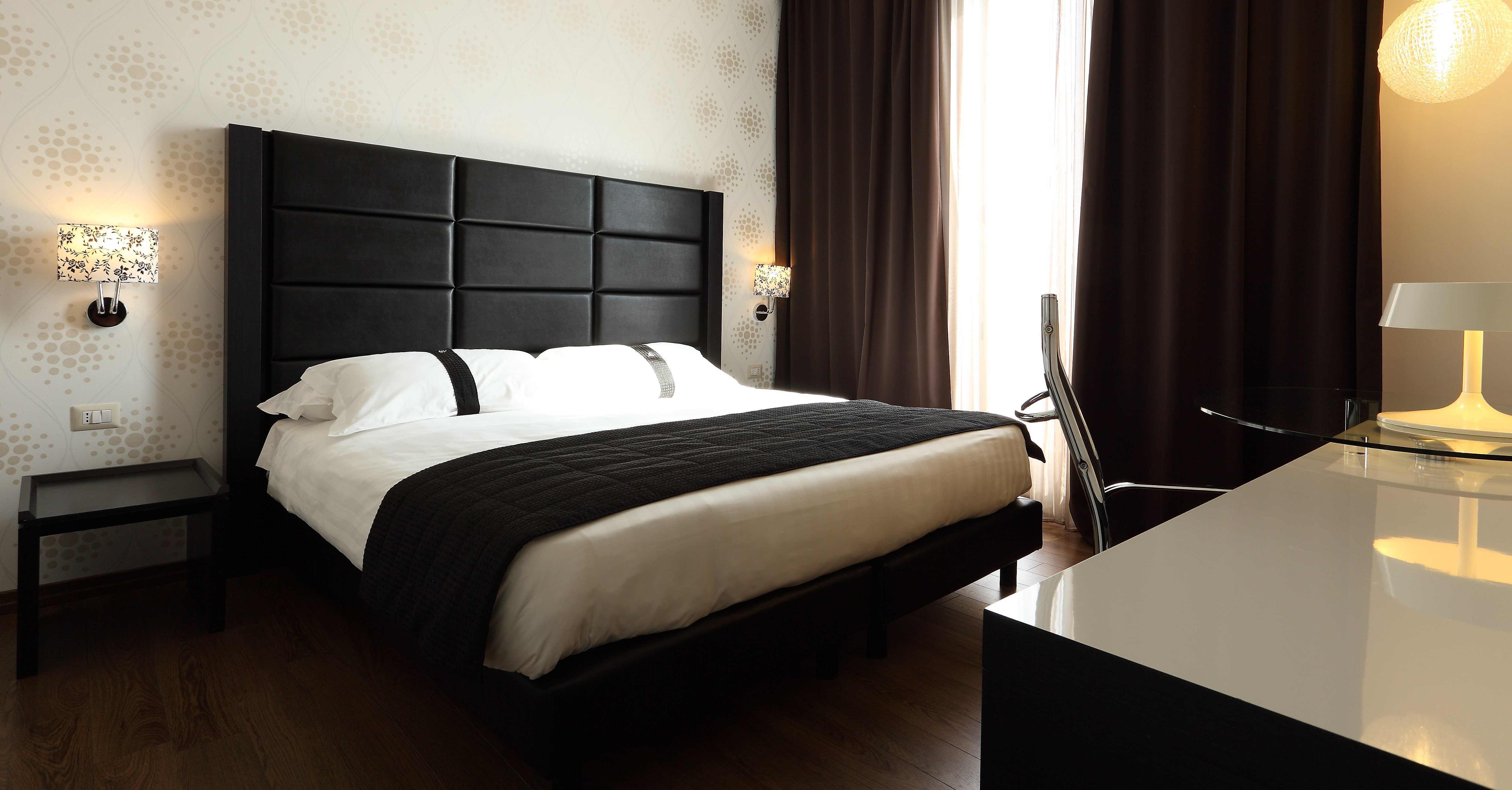 holiday inn genoa city by ihg