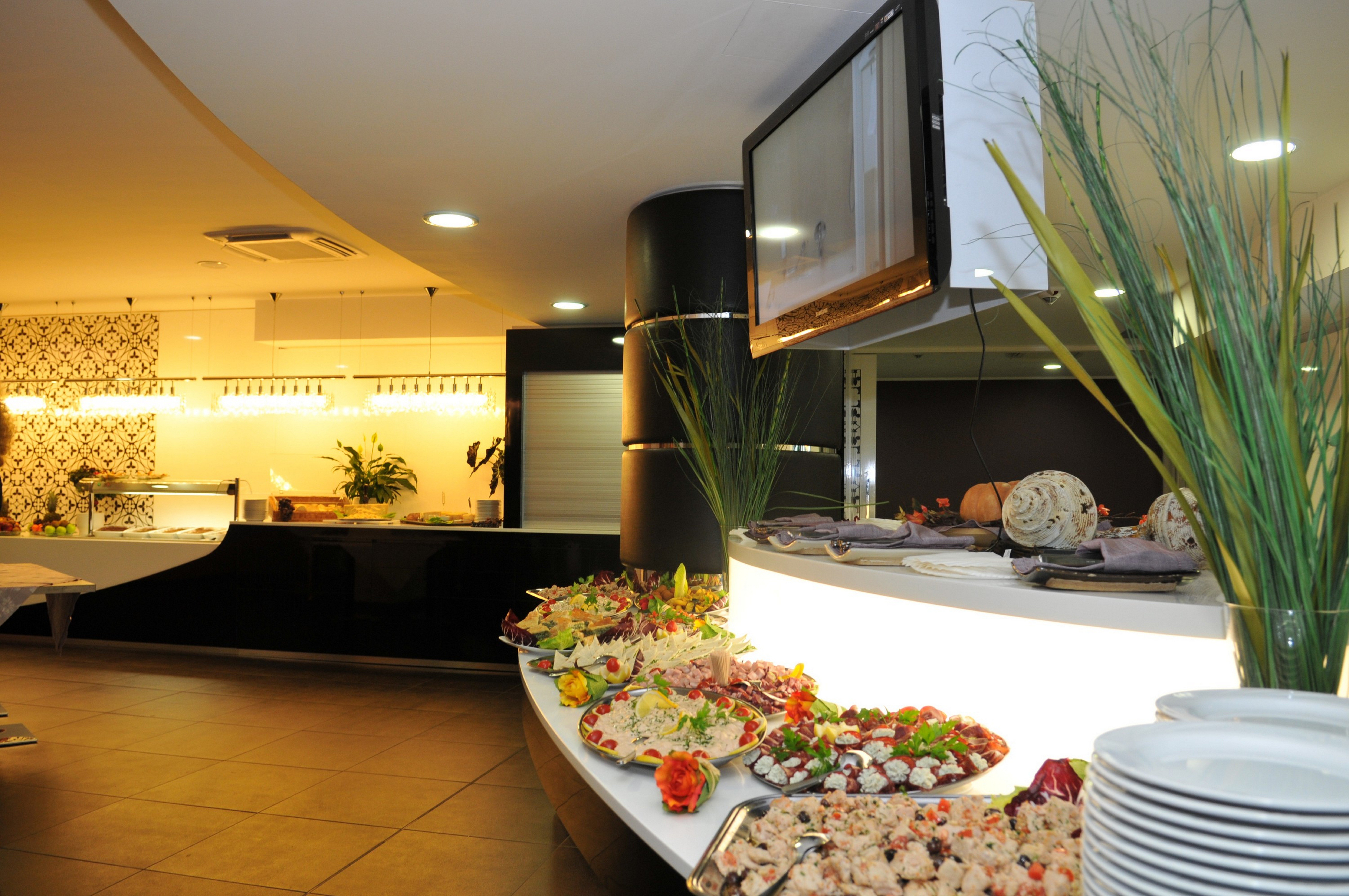 holiday inn genoa city by ihg