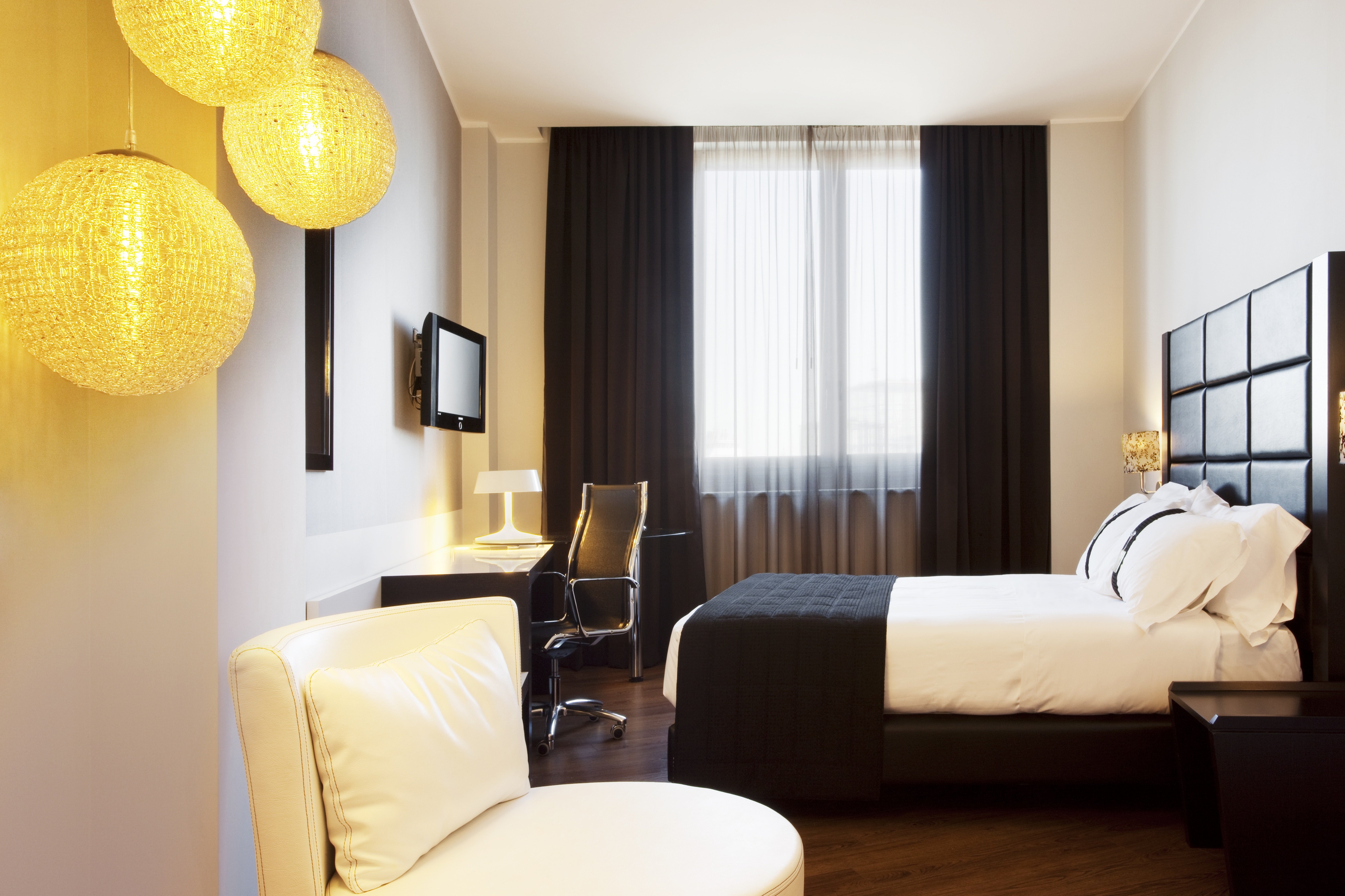 holiday inn genoa city by ihg