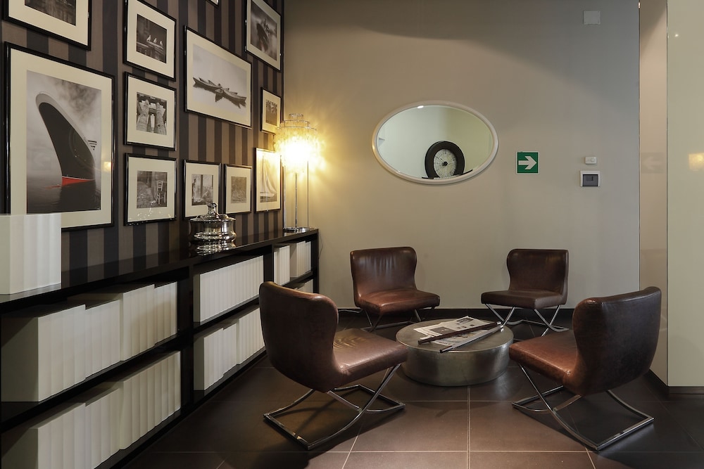 holiday inn genoa city by ihg