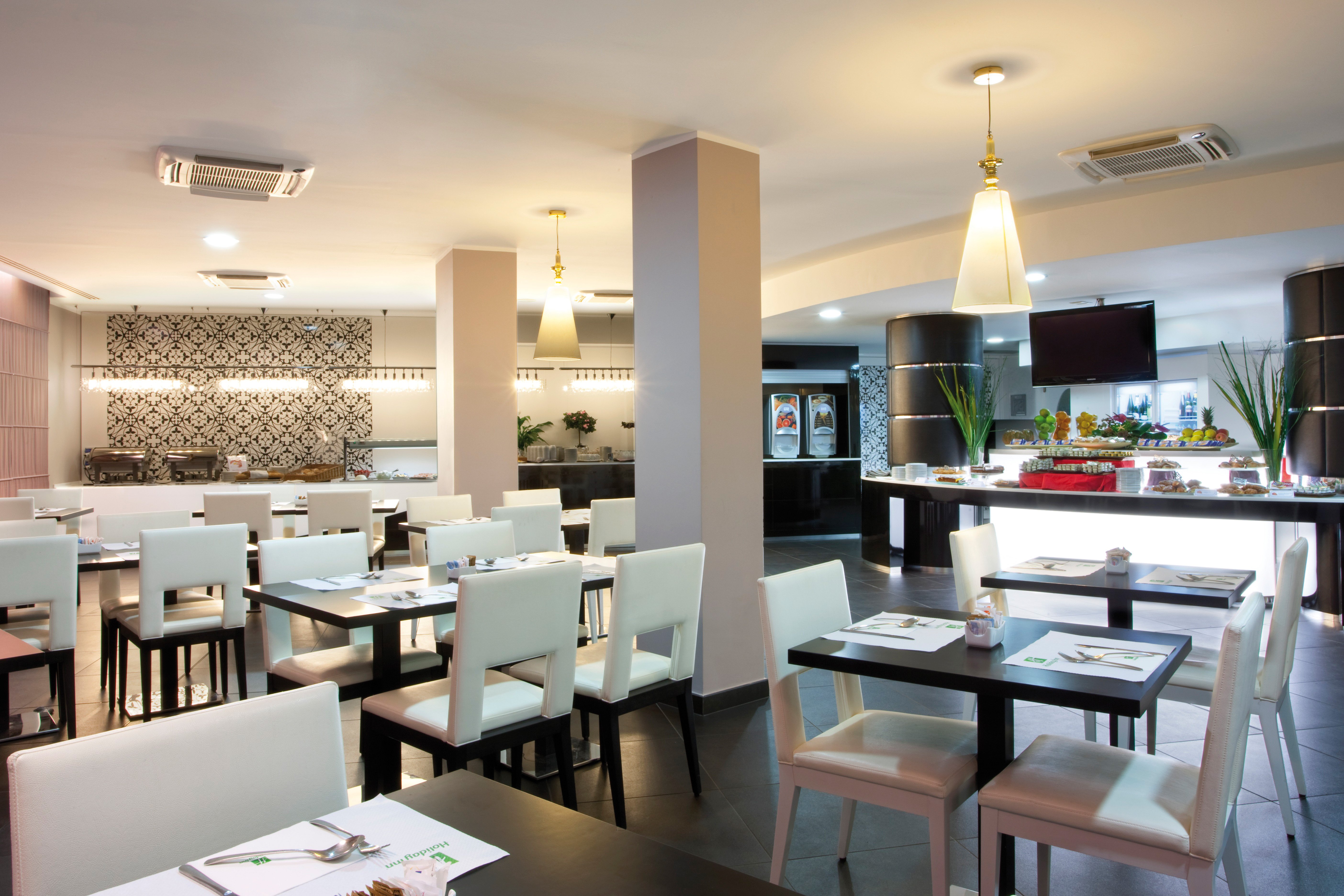 holiday inn genoa city by ihg