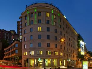 holiday inn genoa city by ihg