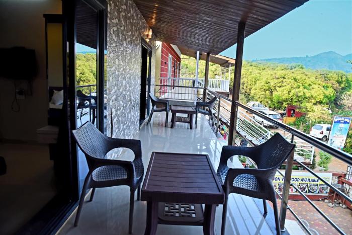 dv inns farmvilla besides strawberry farms