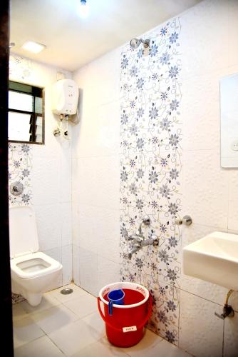 dv inns farmvilla besides strawberry farms