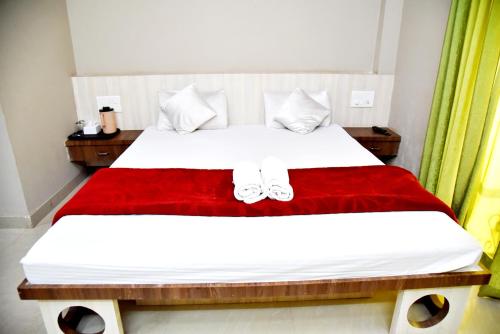 dv inns farmvilla besides strawberry farms