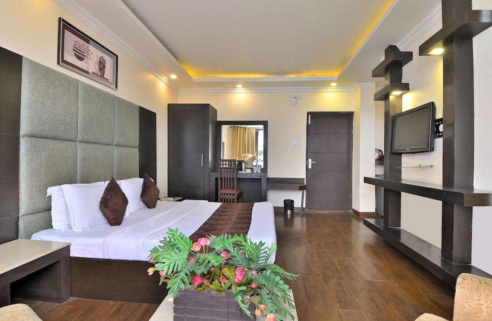 Hotel Mgm1,Gandhi Chowk,4 star