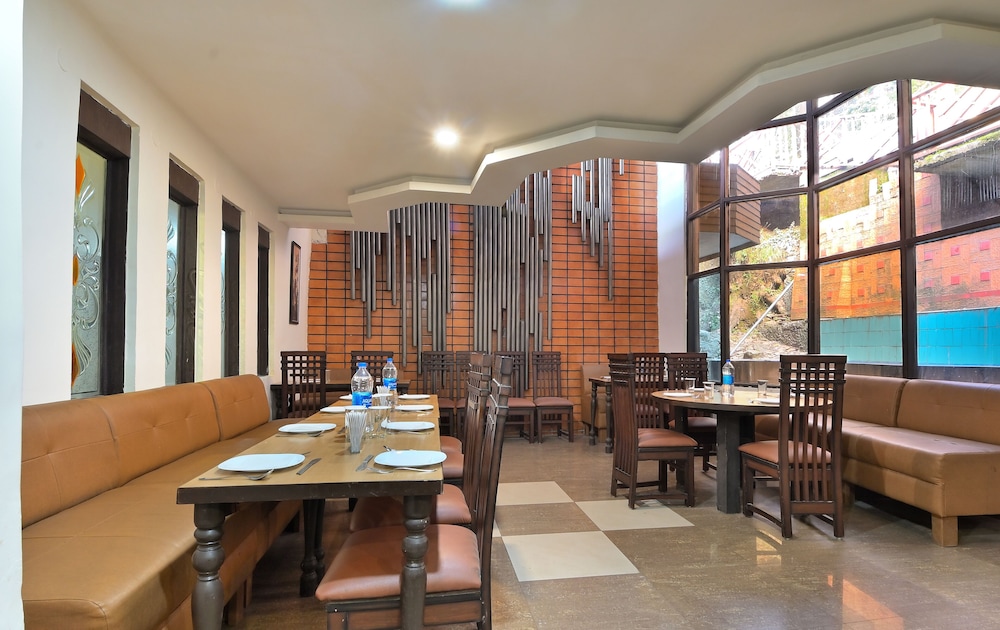 Hotel Mgm1,Gandhi Chowk,4 star