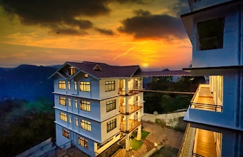 Dream Villa Retreat,Lower, Pelling, Sikkim 737113,2 star