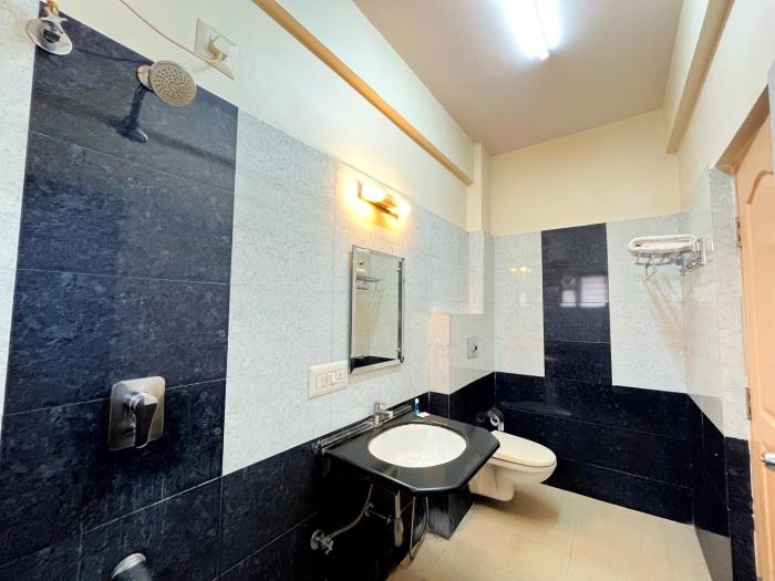 hotel felicity inn egl by sky stays
