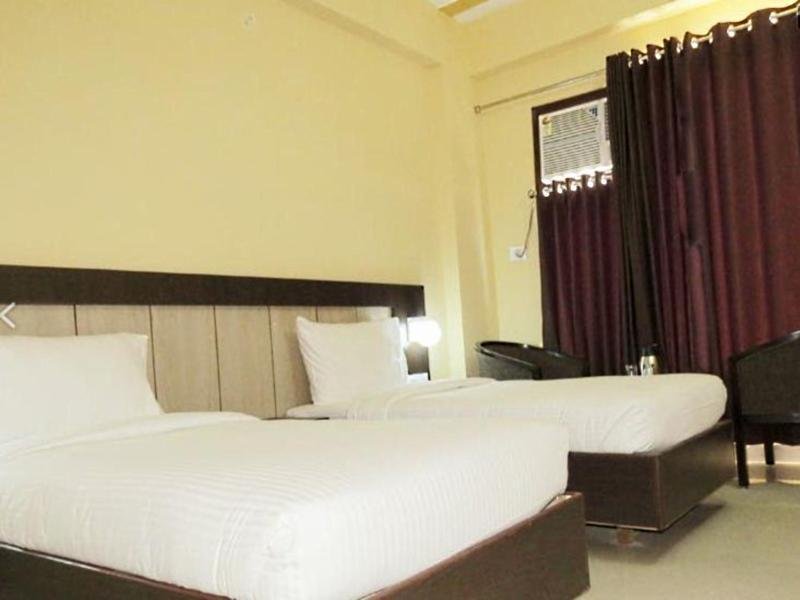 Hotel Grand Continental,Varanasi Railway Junction,3 star