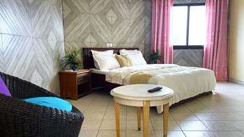 hotel les polygones kribi