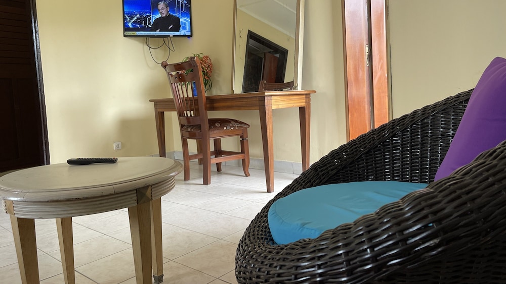 hotel les polygones kribi