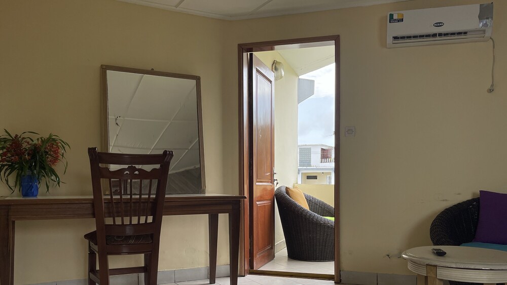 hotel les polygones kribi