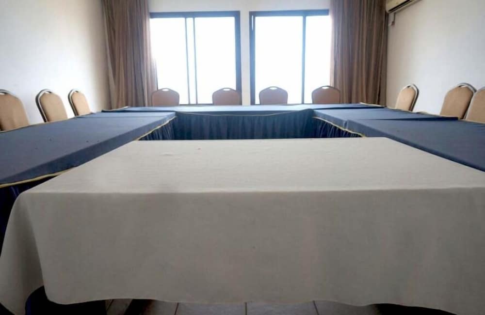 hotel les polygones kribi