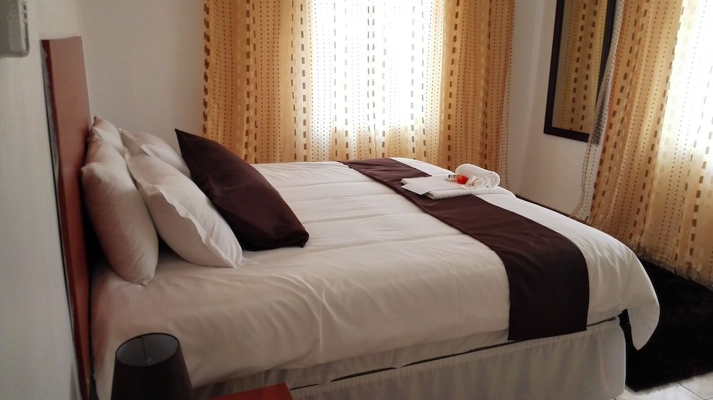 rest shade bed and breakfast
