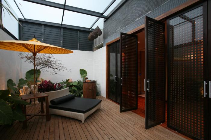 chateau boutique motel