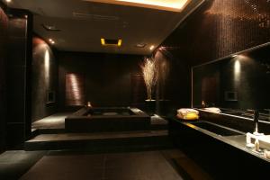 chateau boutique motel