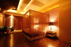 chateau boutique motel