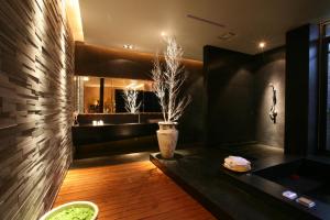 chateau boutique motel