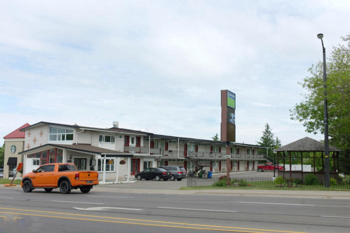 the highlander inn