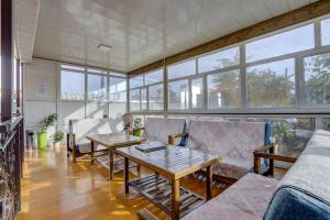 Viva Hotel - Hostel,,2 star