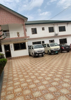 Bonsukoda Lodge,Madina>>Accra,3 star