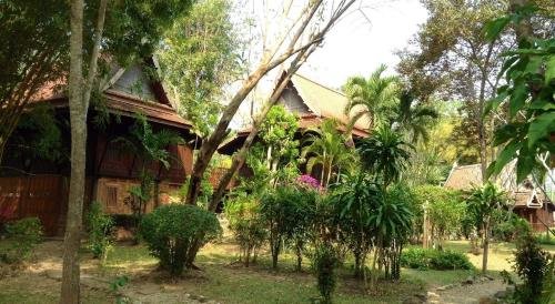 Mekong Villas,Pak Chom>>Chiang Khan,3 star