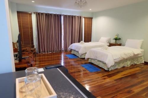 menam resort