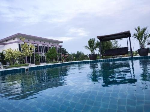 menam resort