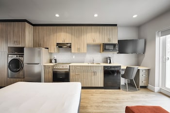solo suites
