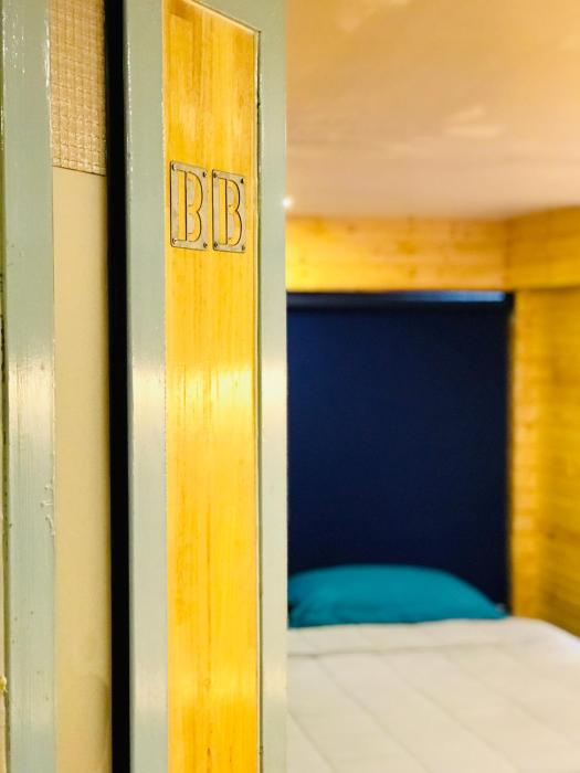 blu cabin ari stylish gay poshtel