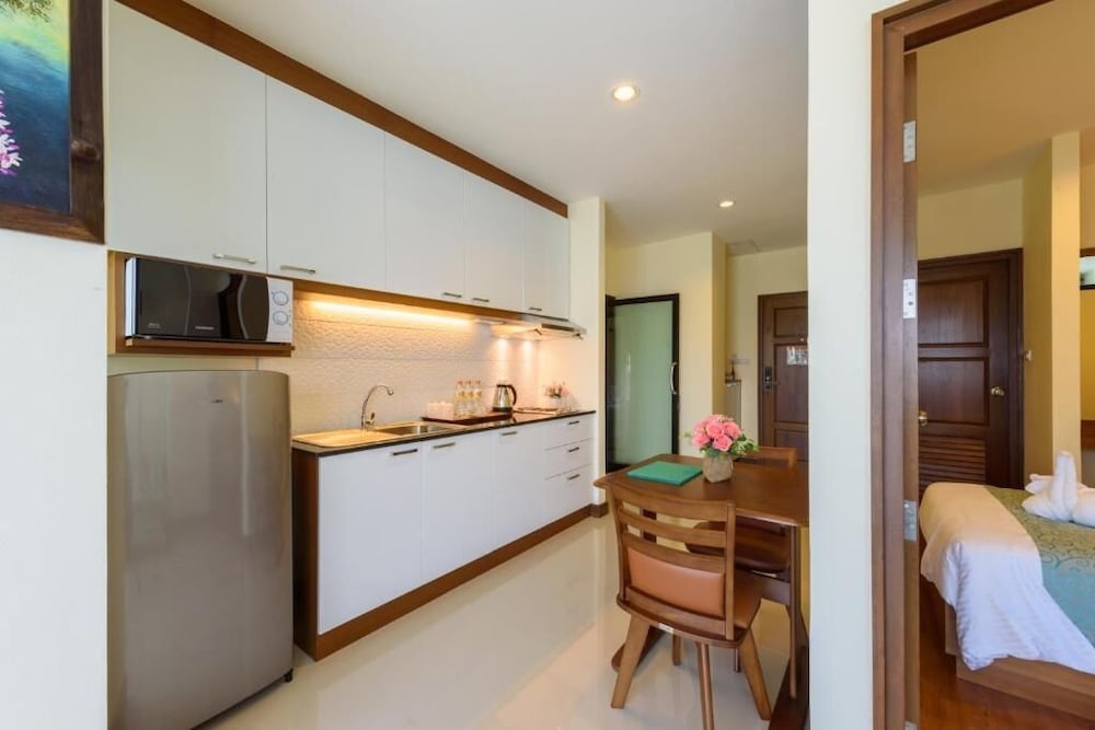 mira residence and resort