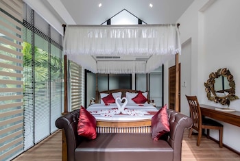 mira residence and resort