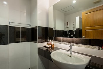 mira residence and resort