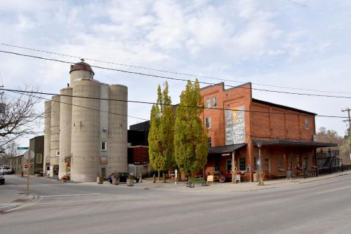 staybridge suites waterloo st jacobs area an ihg hotel