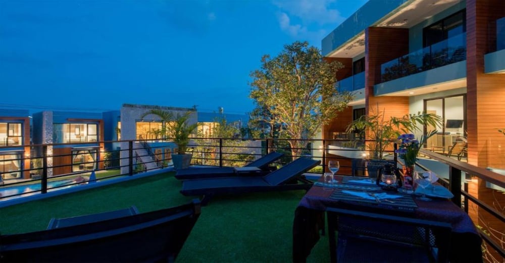 peace blue naiharn naturist resort phuket