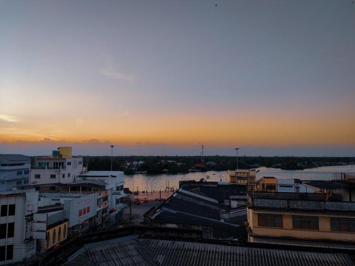 the harbour front hotel
