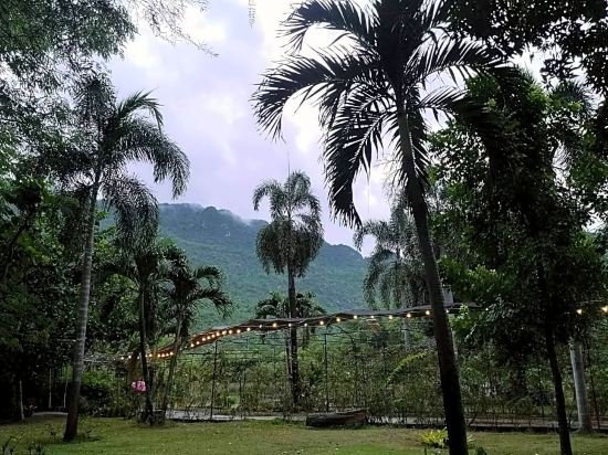 le bassin erawan resort