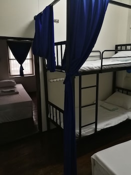 sip n camp hostel