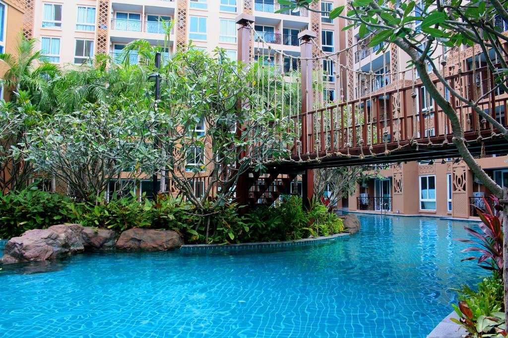 atlantis condo resort jomtien tlh