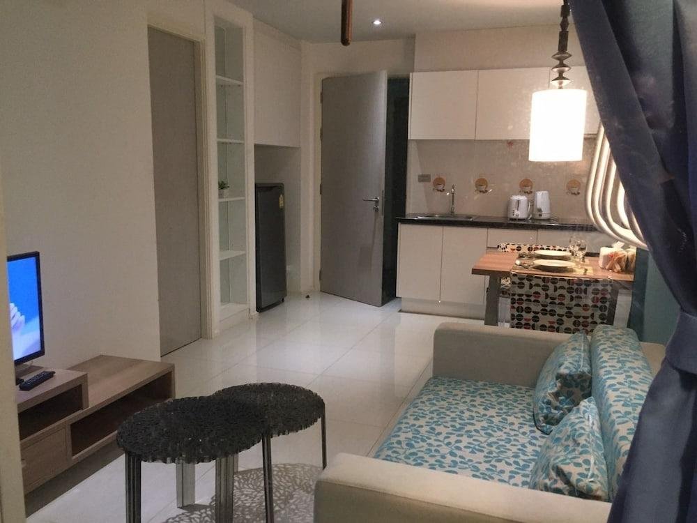 atlantis condo resort jomtien tlh