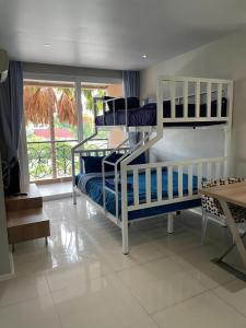 atlantis condo resort jomtien tlh