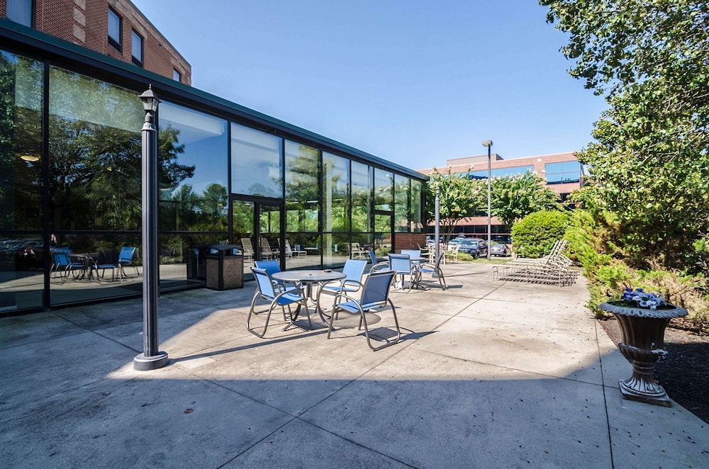 comfort suites innsbrook short pump