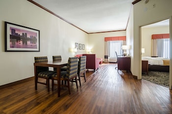 comfort suites innsbrook short pump