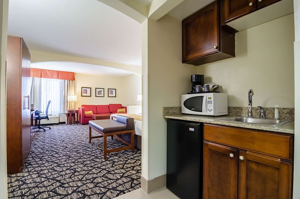 comfort suites innsbrook short pump