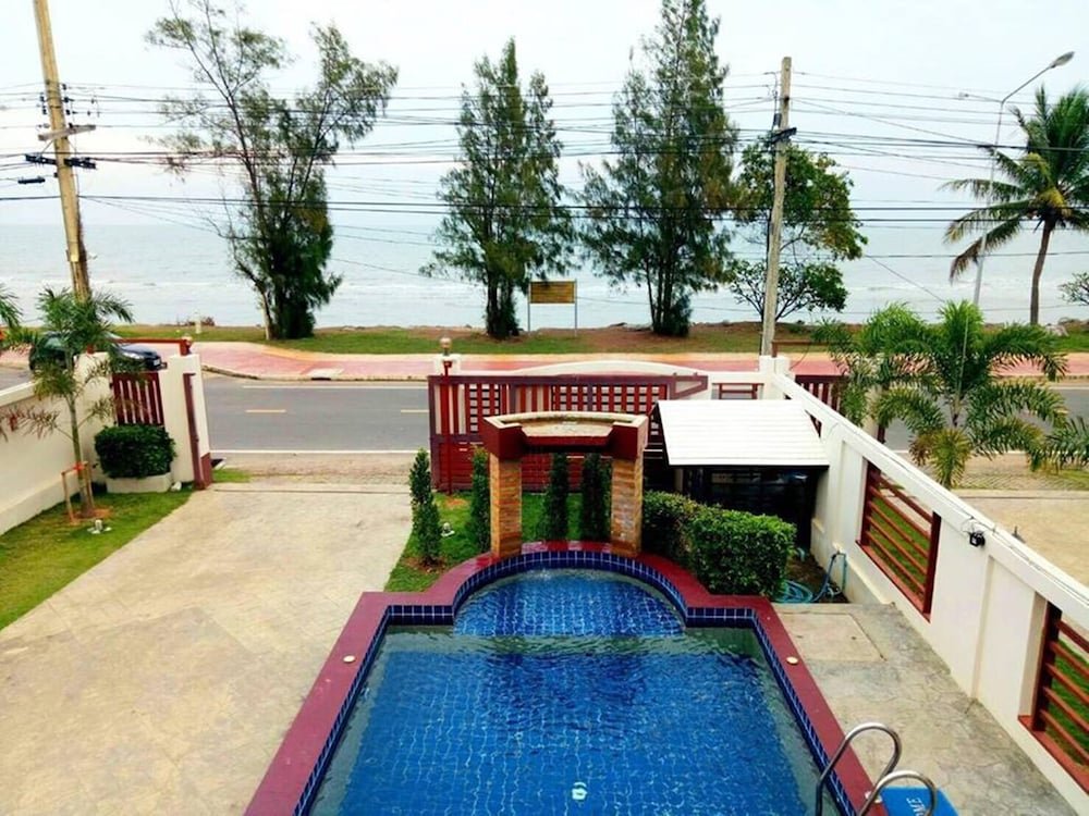 koo fah keang talay resort