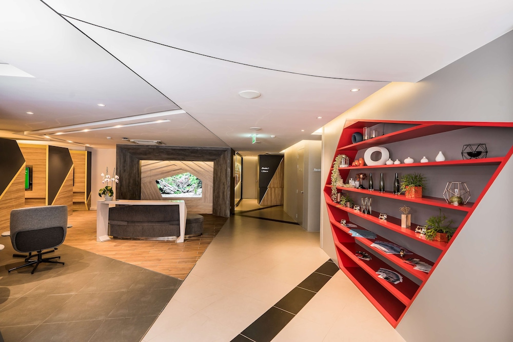 vib best western sanam pao